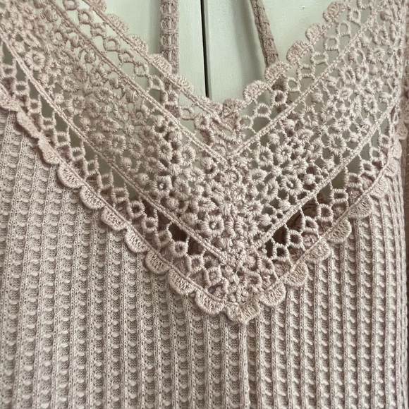 Sadie Robertson Top NWT - Picture 5 of 5